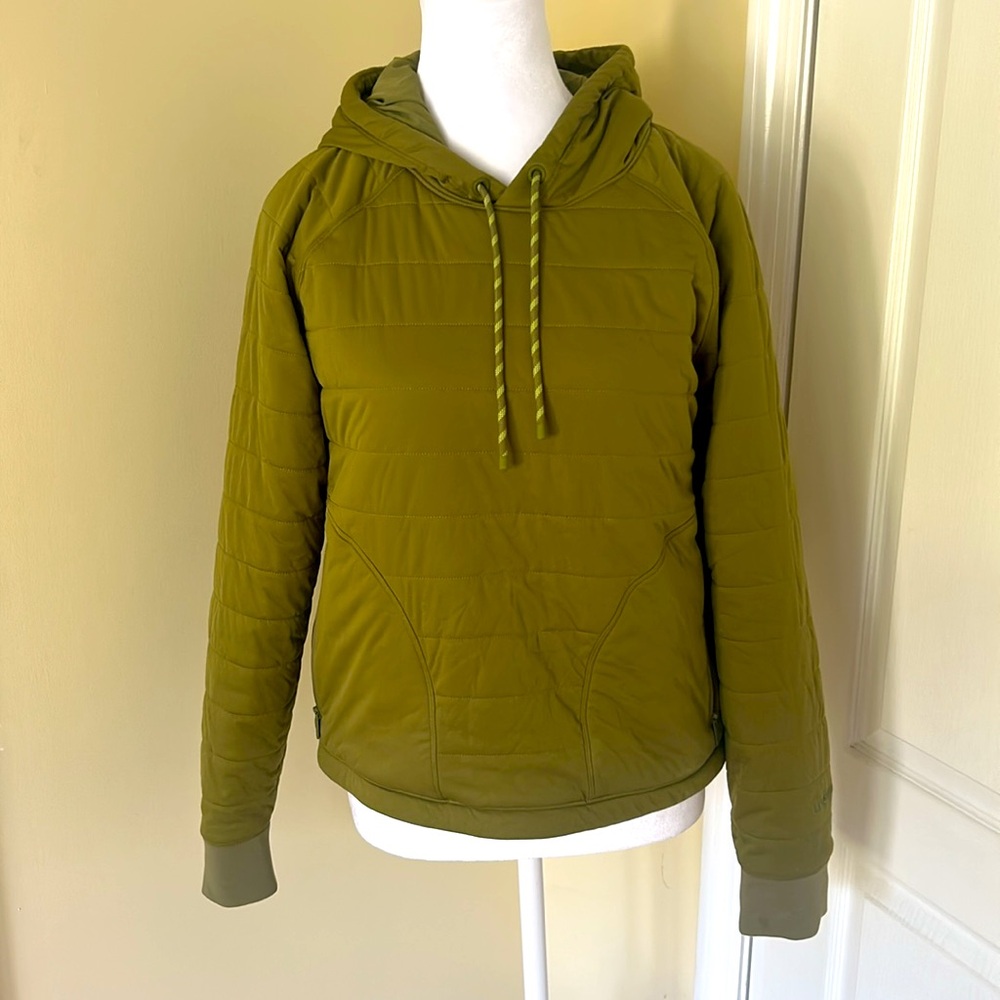 Lululemon. Olive green. Size 6.